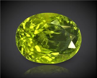 Natural Peridot Certified 7.02 CTS. ( 9116 )